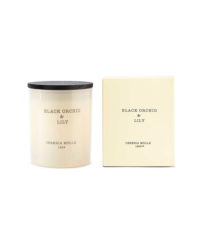 "Black Orchid & Lily" Scented candle