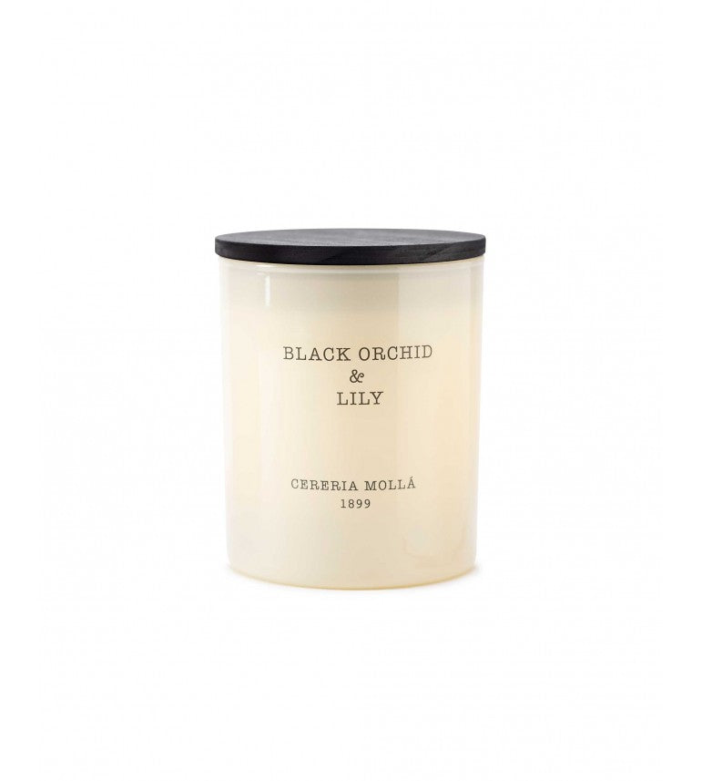"Black Orchid & Lily" Scented candle